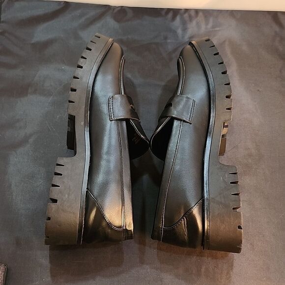 BRAND NEW SPRIT WOMEN'S SAGAN FAUX LEATHER LUGGED SOLE PENNY LOAFERS - Picture 13 of 16